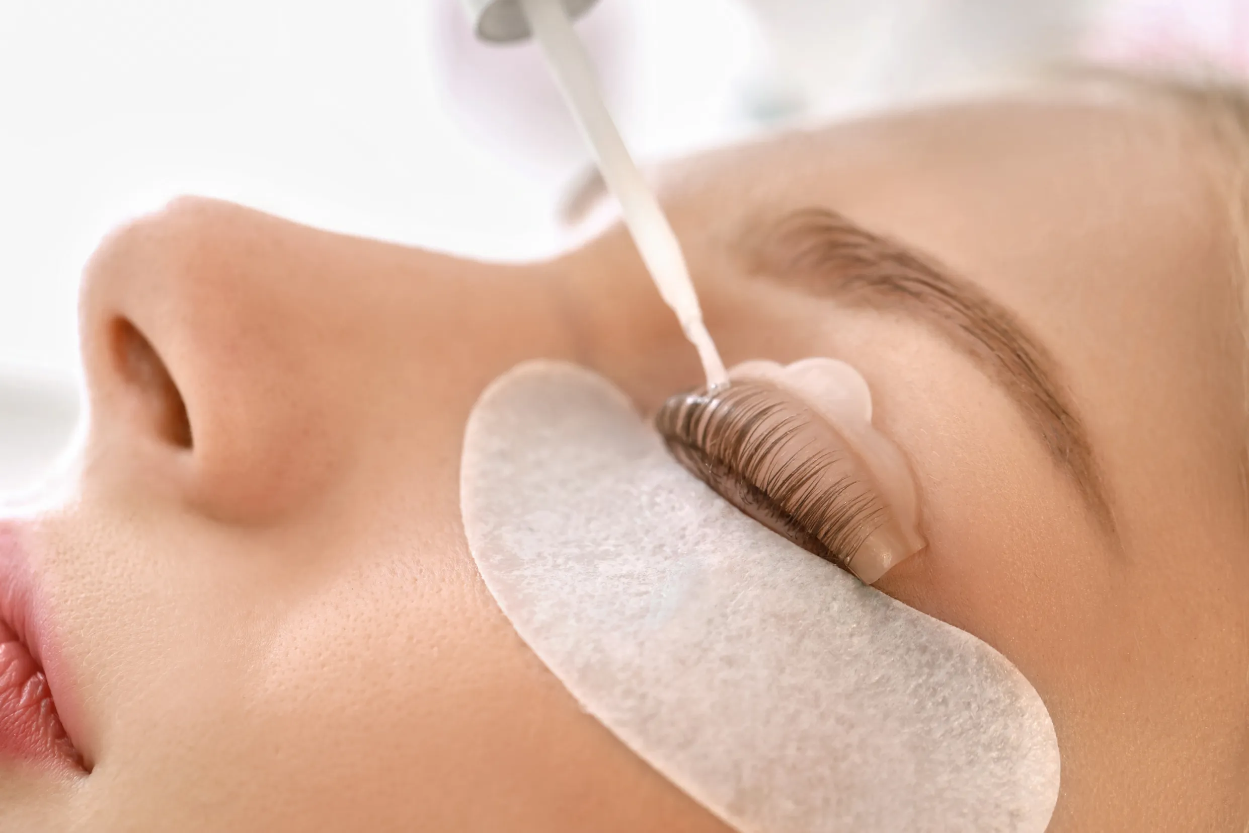 Lashlift bij EAK Beauty in Zevenaar
